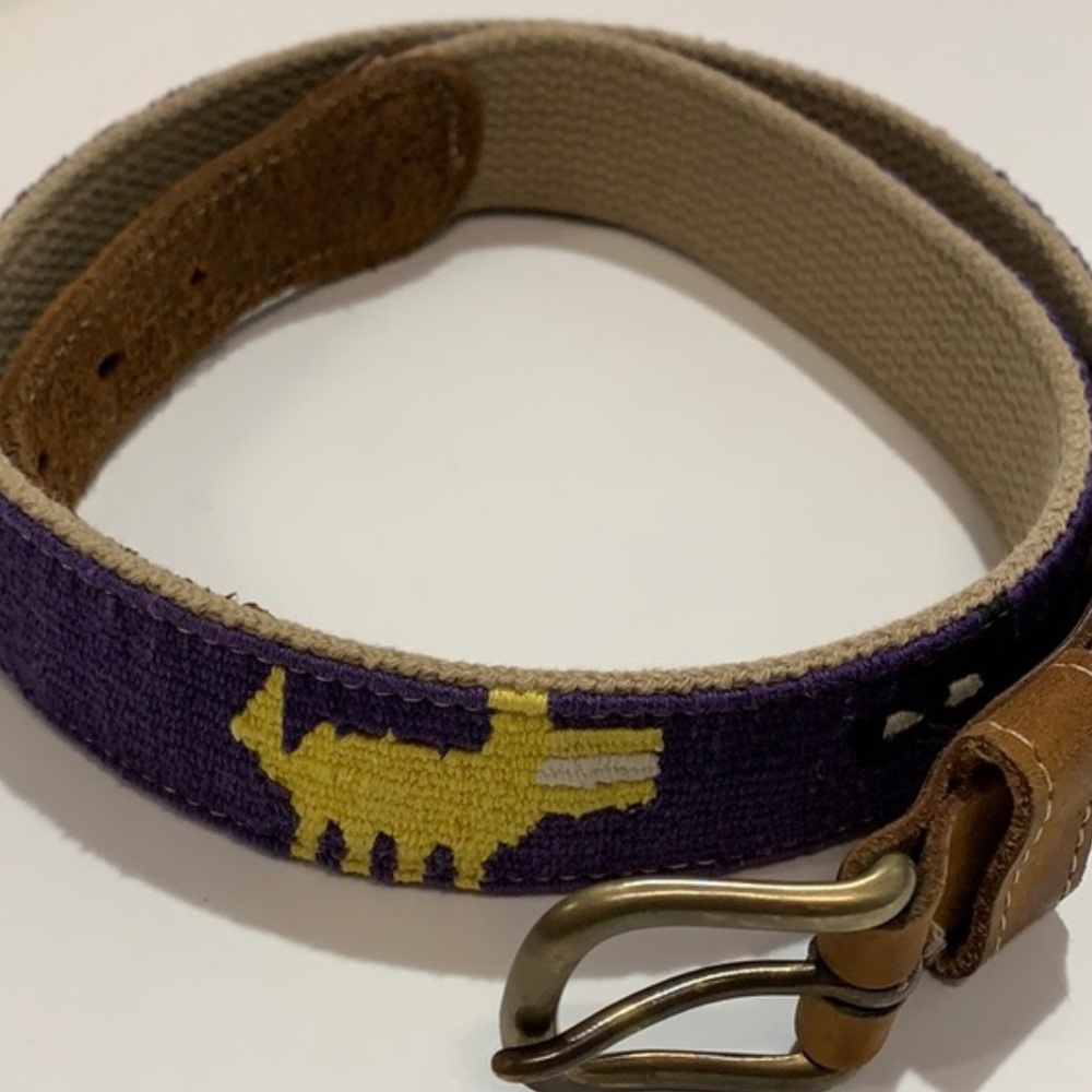 A tail we could wag belt